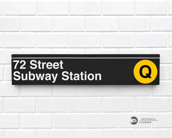 72 Street Subway Station Q