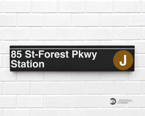 85 St-Forest Pkwy Station